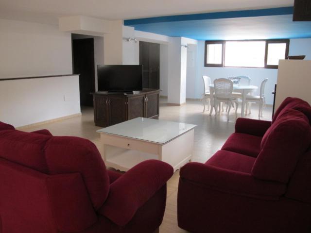 Taladillas Apartment *